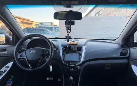 Hyundai Solaris II рестайлинг, 2013 год, 900 000 рублей, 11 фотография