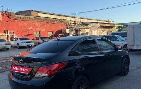 Hyundai Solaris II рестайлинг, 2013 год, 900 000 рублей, 6 фотография