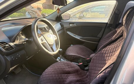 Hyundai Solaris II рестайлинг, 2014 год, 950 000 рублей, 5 фотография
