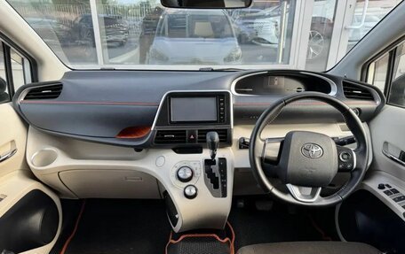 Toyota Sienta II, 2016 год, 1 300 000 рублей, 14 фотография