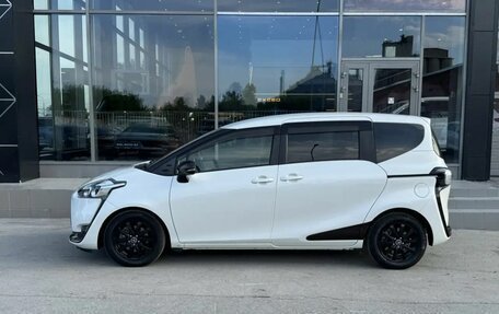 Toyota Sienta II, 2016 год, 1 300 000 рублей, 8 фотография