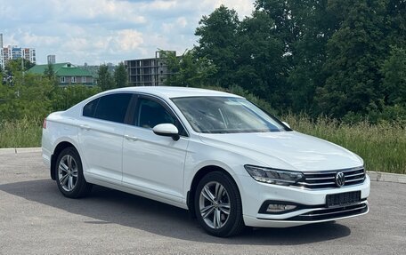 Volkswagen Passat B8 рестайлинг, 2021 год, 2 300 000 рублей, 5 фотография