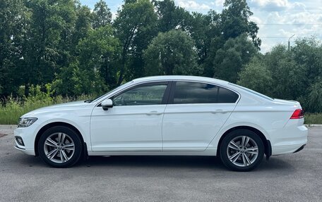 Volkswagen Passat B8 рестайлинг, 2021 год, 2 300 000 рублей, 8 фотография