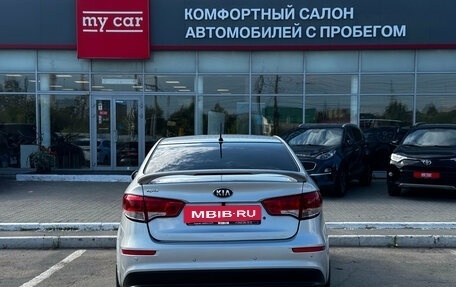 KIA Rio III рестайлинг, 2015 год, 960 000 рублей, 5 фотография