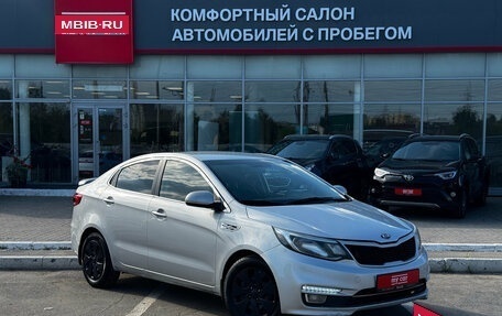 KIA Rio III рестайлинг, 2015 год, 960 000 рублей, 3 фотография