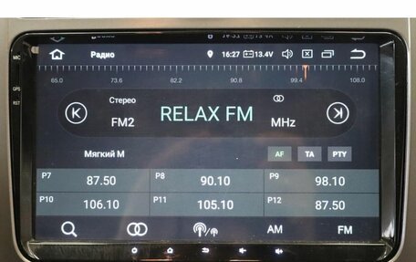 Volkswagen Tiguan I, 2010 год, 929 000 рублей, 10 фотография