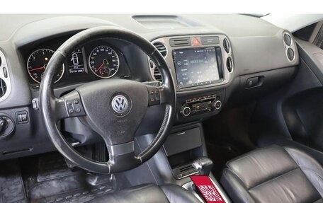 Volkswagen Tiguan I, 2010 год, 929 000 рублей, 6 фотография
