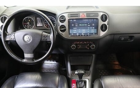 Volkswagen Tiguan I, 2010 год, 929 000 рублей, 9 фотография