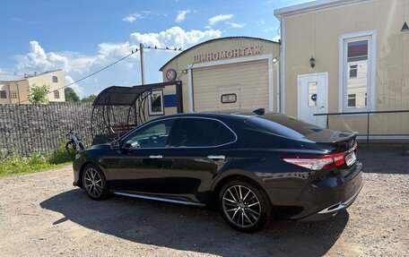 Toyota Camry, 2023 год, 3 000 000 рублей, 3 фотография