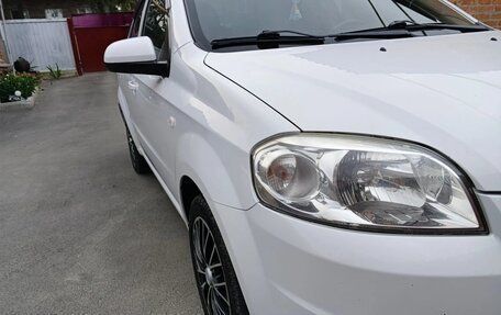 Chevrolet Aveo III, 2011 год, 555 000 рублей, 2 фотография
