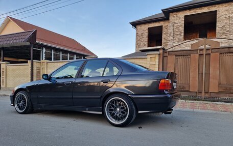 BMW 3 серия, 1993 год, 799 000 рублей, 12 фотография