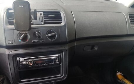 Skoda Fabia II, 2013 год, 680 000 рублей, 4 фотография