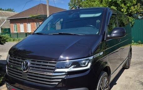 Volkswagen Multivan T6 рестайлинг, 2020 год, 5 800 000 рублей, 5 фотография