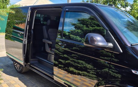 Volkswagen Multivan T6 рестайлинг, 2020 год, 5 800 000 рублей, 12 фотография