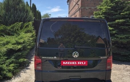 Volkswagen Multivan T6 рестайлинг, 2020 год, 5 800 000 рублей, 9 фотография