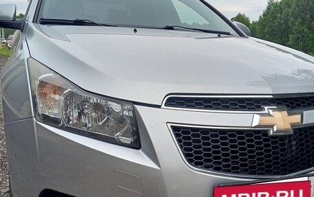 Chevrolet Cruze II, 2011 год, 715 000 рублей, 10 фотография