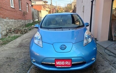 Nissan Leaf I, 2012 год, 1 150 000 рублей, 2 фотография
