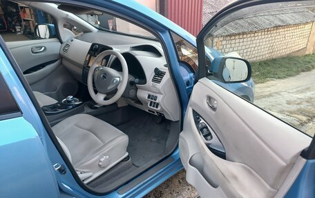 Nissan Leaf I, 2012 год, 1 150 000 рублей, 14 фотография