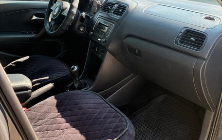 Volkswagen Polo VI (EU Market), 2012 год, 650 000 рублей, 10 фотография