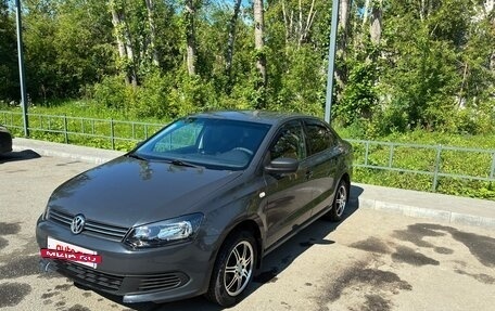 Volkswagen Polo VI (EU Market), 2012 год, 650 000 рублей, 2 фотография