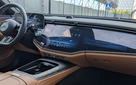 Mercedes-Benz E-Класс, 2023 год, 7 500 000 рублей, 16 фотография