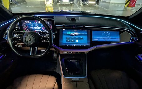 Mercedes-Benz E-Класс, 2023 год, 7 500 000 рублей, 30 фотография