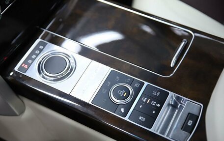 Land Rover Range Rover IV рестайлинг, 2014 год, 4 890 000 рублей, 26 фотография