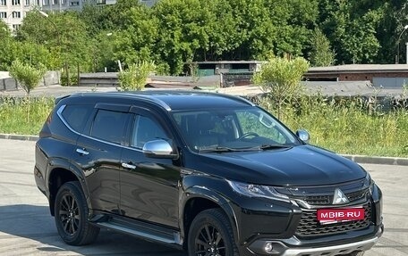 Mitsubishi Pajero Sport III рестайлинг, 2019 год, 3 500 000 рублей, 1 фотография