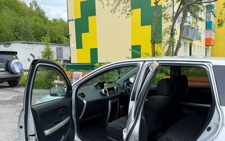 Toyota Ist II, 2004 год, 620 000 рублей, 8 фотография