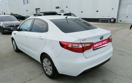 KIA Rio III рестайлинг, 2014 год, 965 000 рублей, 2 фотография