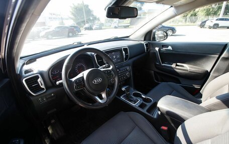 KIA Sportage IV рестайлинг, 2016 год, 1 820 000 рублей, 10 фотография