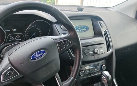 Ford Focus III, 2016 год, 900 000 рублей, 5 фотография