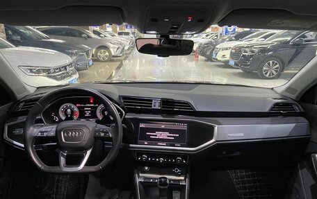 Audi Q3, 2022 год, 2 500 000 рублей, 9 фотография