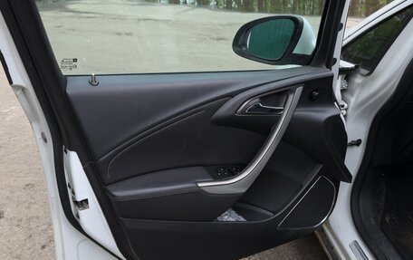 Opel Astra J, 2011 год, 520 000 рублей, 7 фотография