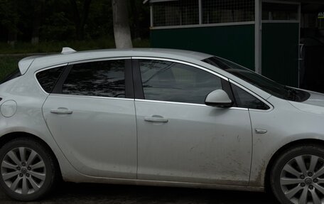 Opel Astra J, 2011 год, 520 000 рублей, 4 фотография