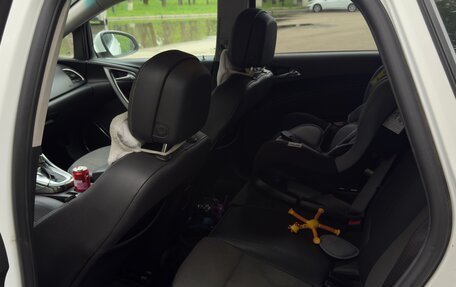 Opel Astra J, 2011 год, 520 000 рублей, 8 фотография