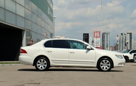 Skoda Superb III рестайлинг, 2012 год, 950 000 рублей, 4 фотография