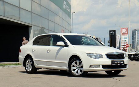 Skoda Superb III рестайлинг, 2012 год, 950 000 рублей, 3 фотография