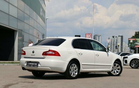 Skoda Superb III рестайлинг, 2012 год, 950 000 рублей, 5 фотография