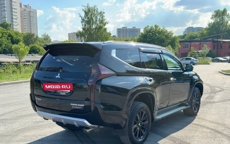 Mitsubishi Pajero Sport III рестайлинг, 2019 год, 3 500 000 рублей, 2 фотография