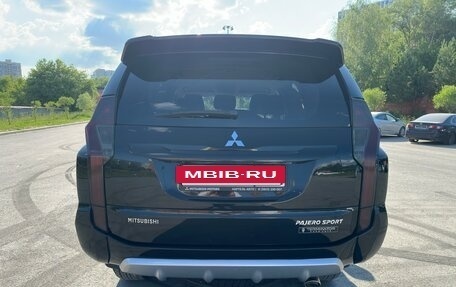 Mitsubishi Pajero Sport III рестайлинг, 2019 год, 3 500 000 рублей, 9 фотография