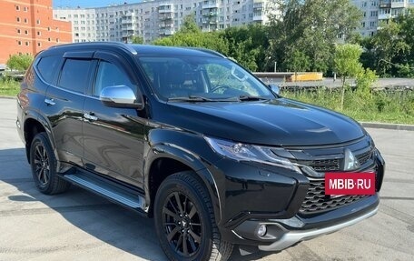 Mitsubishi Pajero Sport III рестайлинг, 2019 год, 3 500 000 рублей, 8 фотография