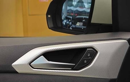 Volkswagen T-Cross I, 2021 год, 1 165 000 рублей, 9 фотография