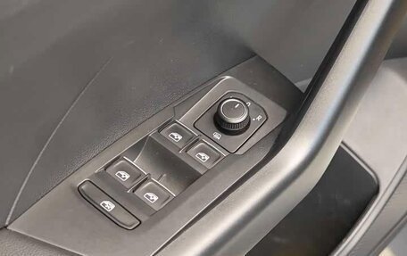 Volkswagen T-Cross I, 2021 год, 1 165 000 рублей, 10 фотография