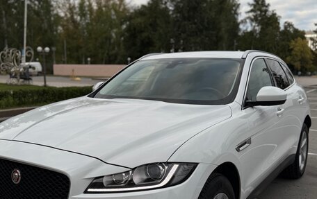 Jaguar F-Pace, 2018 год, 3 800 000 рублей, 7 фотография