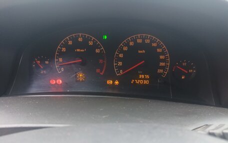 Opel Vectra C рестайлинг, 2002 год, 320 000 рублей, 11 фотография
