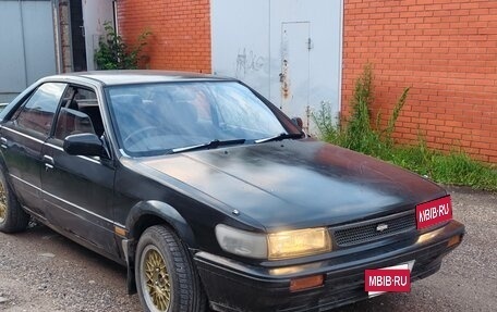 Nissan Bluebird IX, 1989 год, 185 000 рублей, 1 фотография