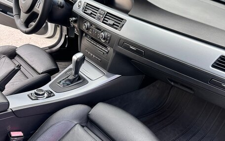 BMW 3 серия, 2009 год, 1 600 000 рублей, 11 фотография