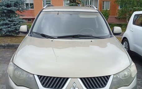 Mitsubishi Outlander III рестайлинг 3, 2008 год, 1 050 000 рублей, 1 фотография