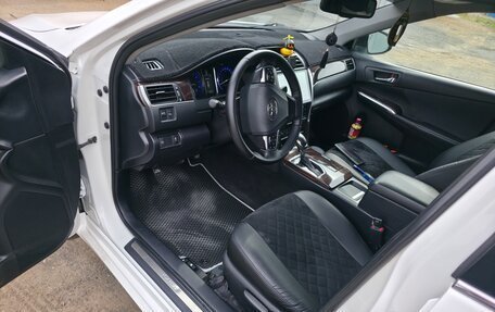 Toyota Camry, 2016 год, 1 850 000 рублей, 6 фотография